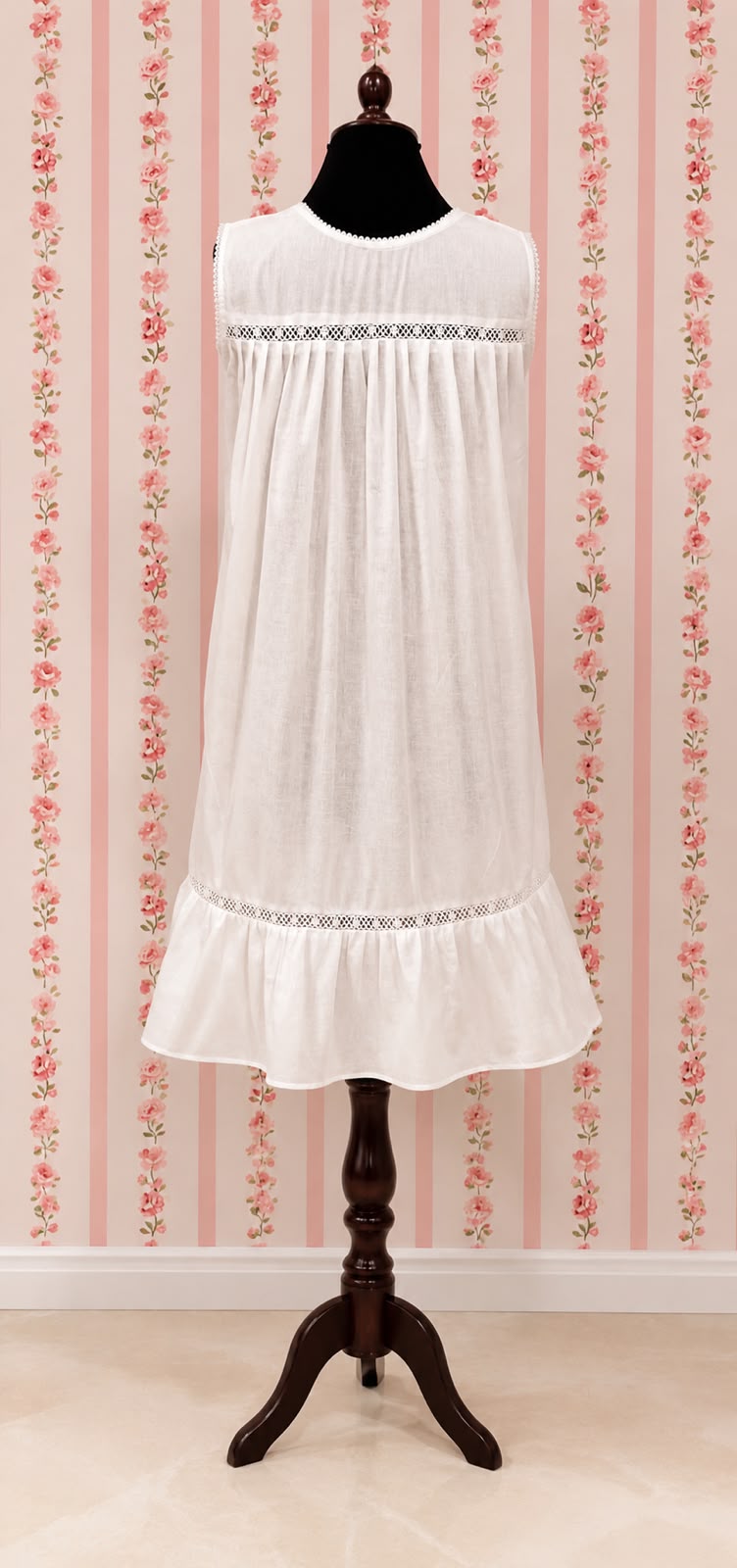 SoieRose Sleeveless 100% Cotton Short Victorian Nightgown with Lace Trims - White SR-1071