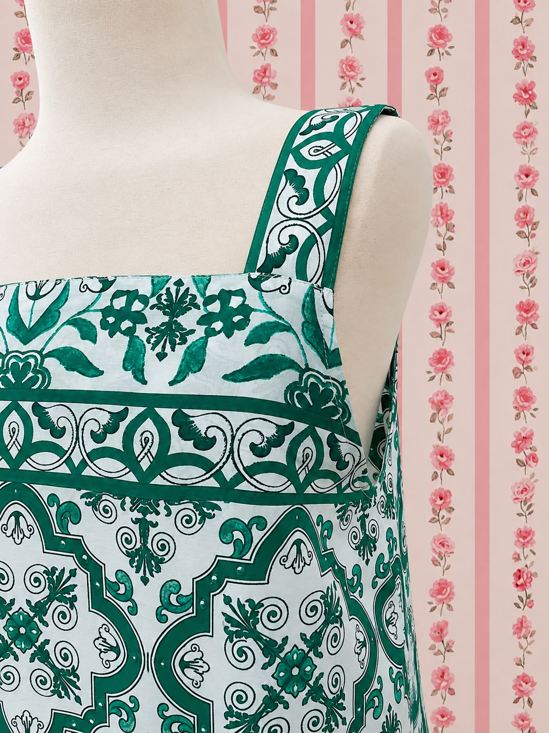SoieRose 100% Cotton Emerald Green and White Print Victorian Inspired Sleeveless Nightgown SR-1288