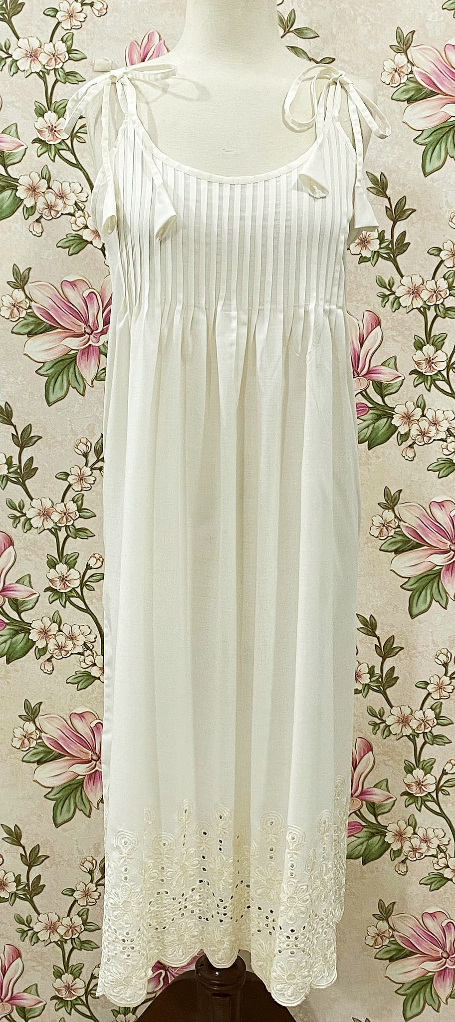 SoieRose 100% Cotton Ivory Victorian Embroidered Eyelet Hem Sleeveless Prairie Nightgown SR-1279