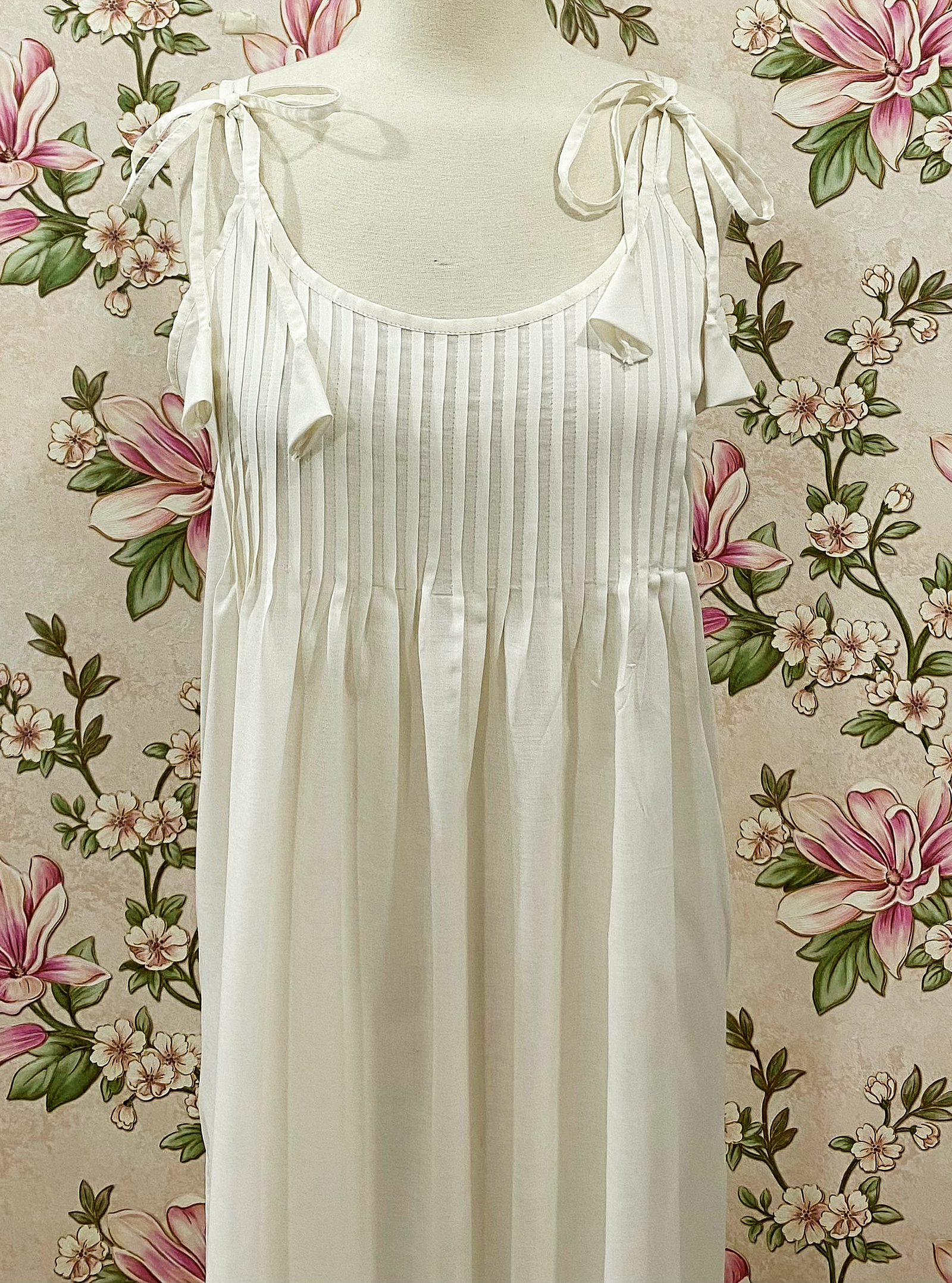 SoieRose 100% Cotton Ivory Victorian Embroidered Eyelet Hem Sleeveless Prairie Nightgown SR-1279
