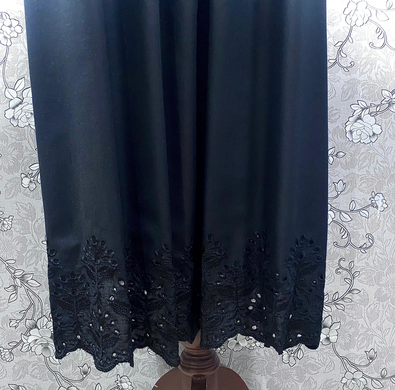 SoieRose Black Victorian Cotton Nightgown – SR-1186 – Cottagecore Sleepwear