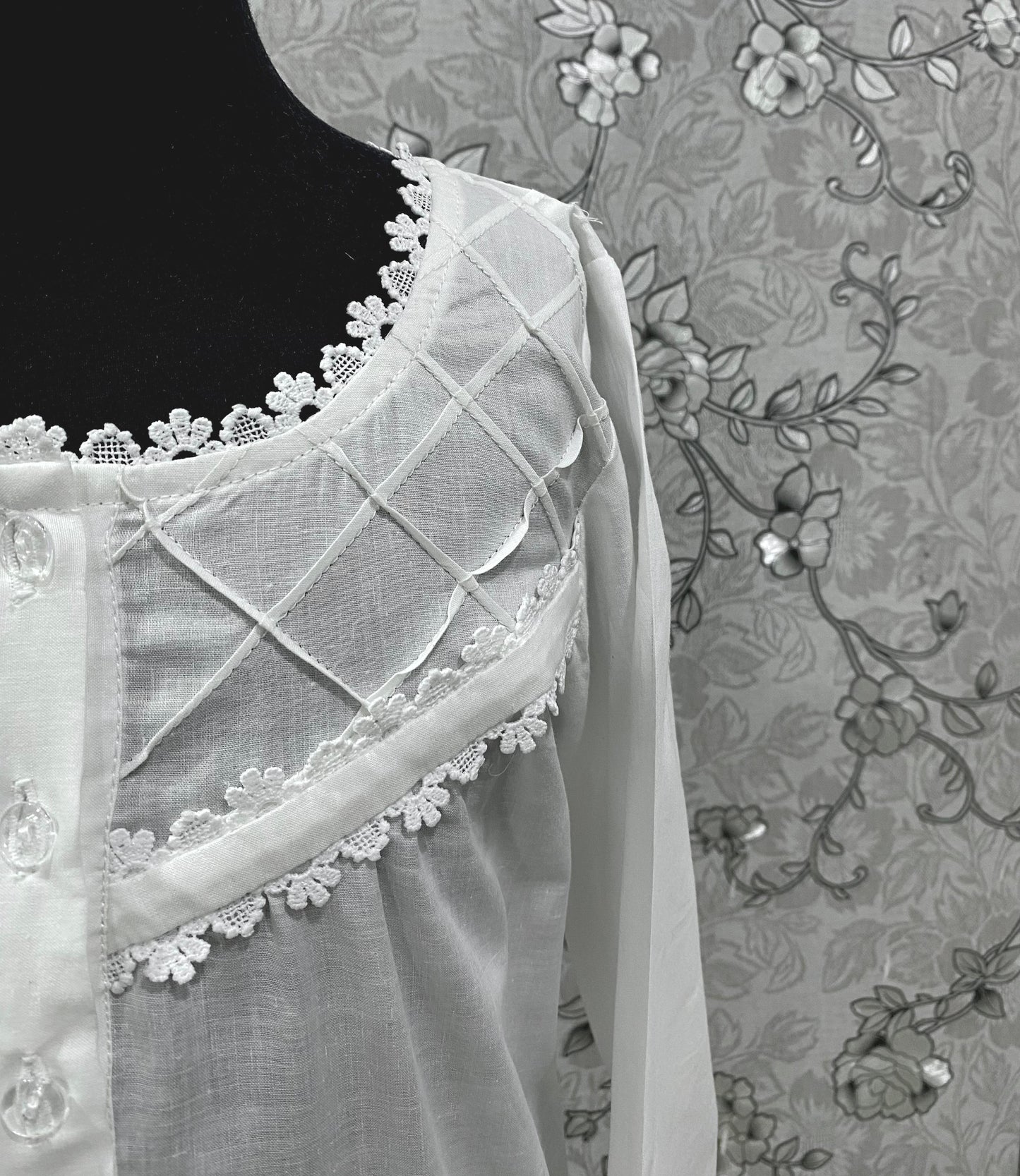 SoieRose Girls Long Sleeve Victorian Cotton Heirloom Dress – SR-1239