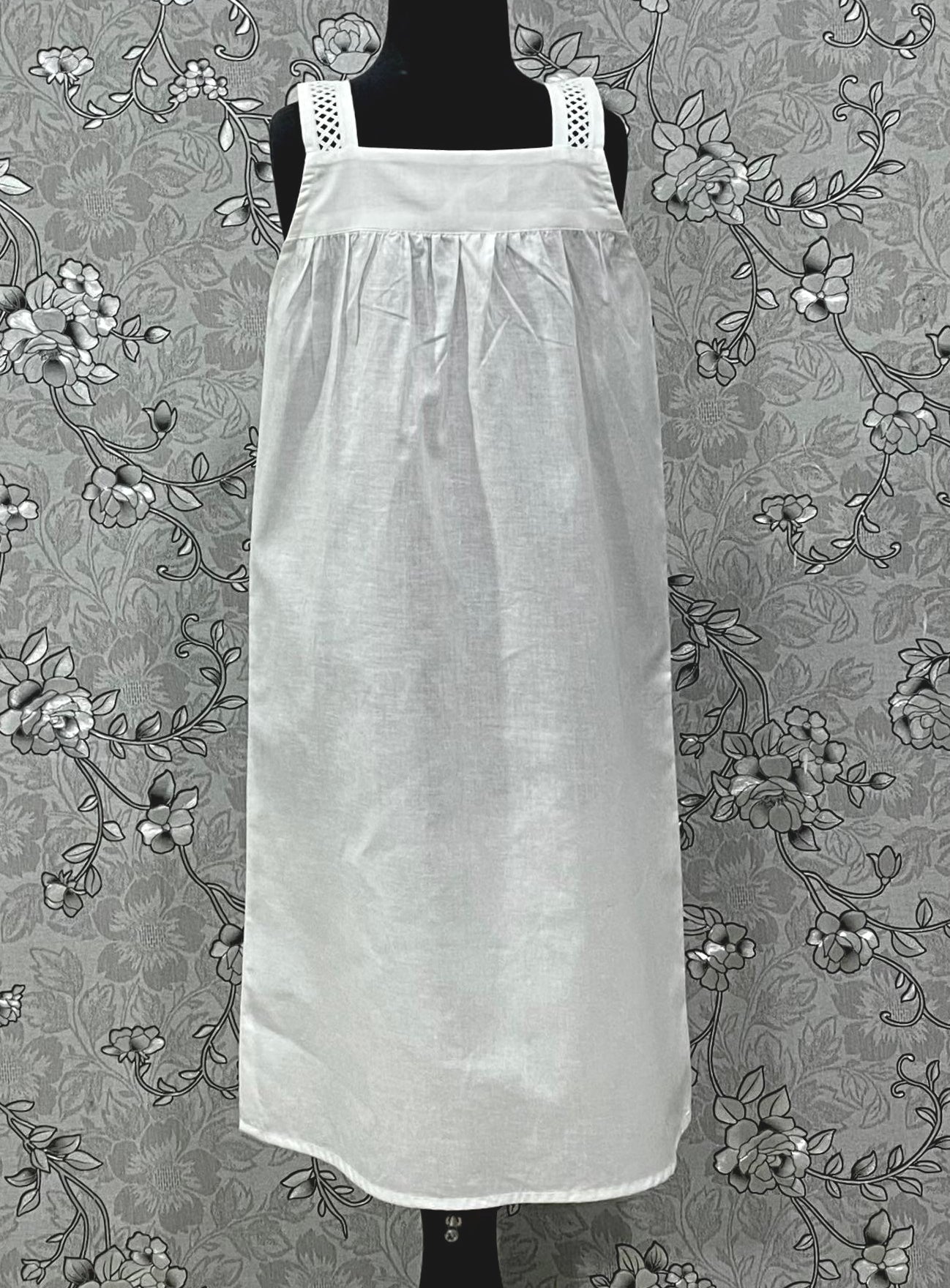 SoieRose Girls Victorian White Cotton Heirloom Dress –  SR-1237