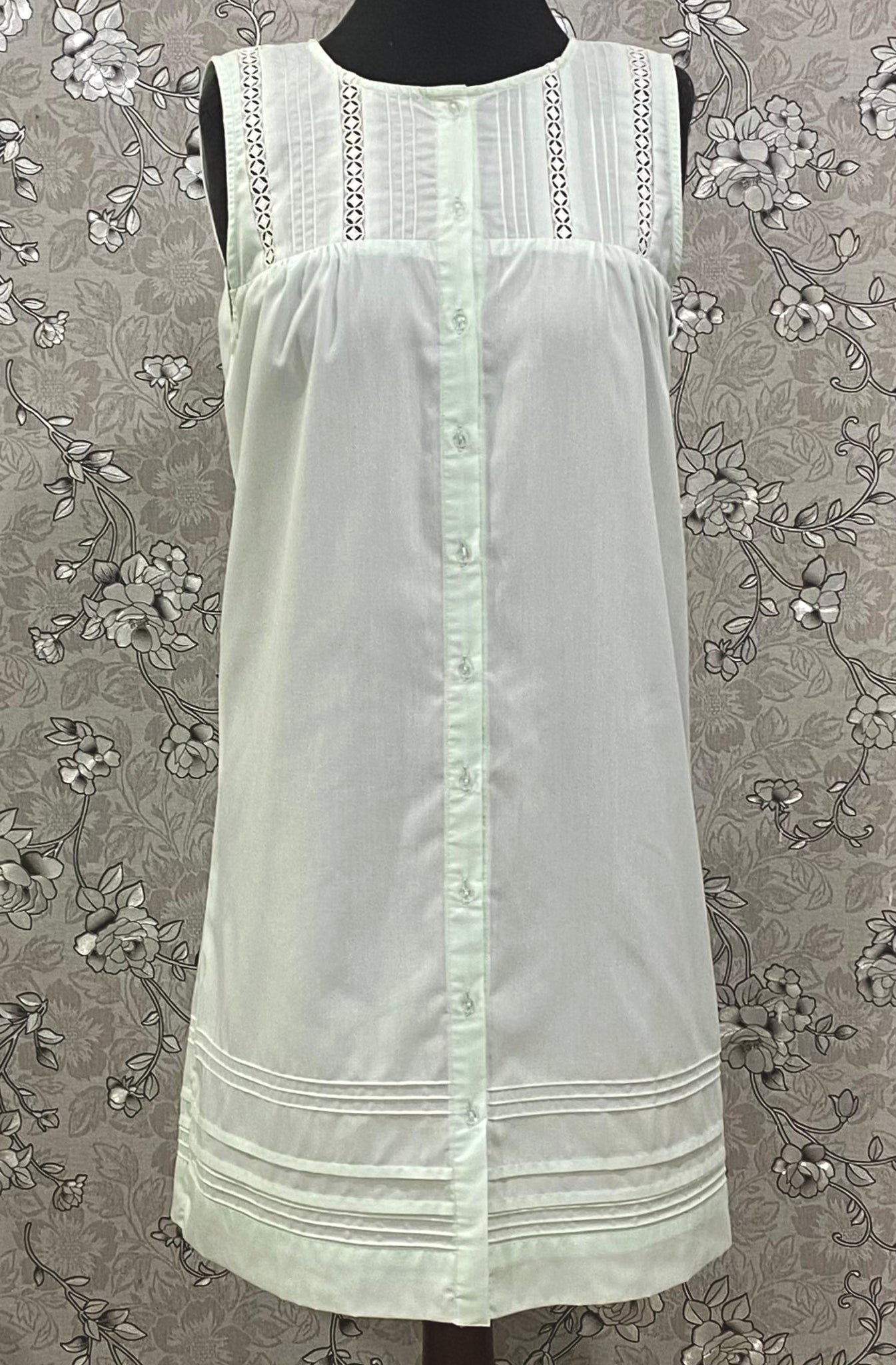 SoieRose Mint Victorian Cotton Nightgown – SR-1197 – Sleeveless Button-Down Nightdress