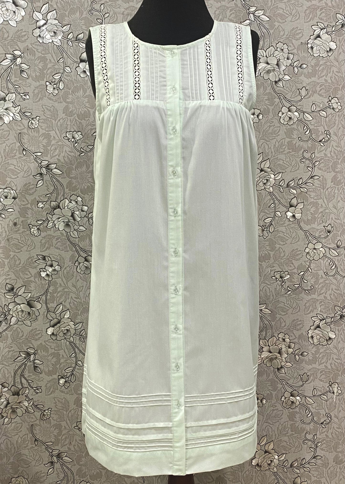 SoieRose Mint Victorian Cotton Nightgown – SR-1197 – Sleeveless Button-Down Nightdress