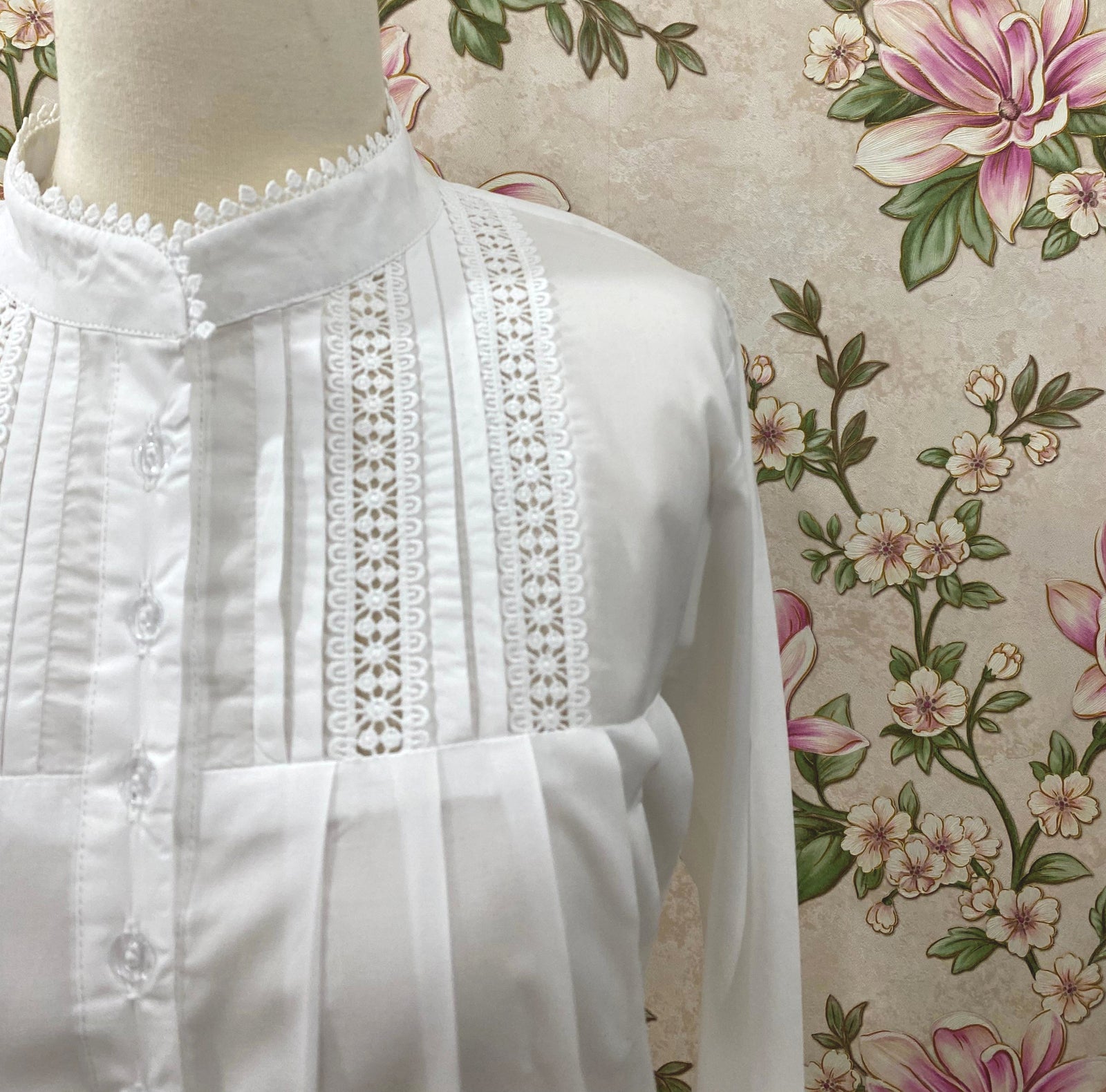 SoieRose SR-1160 Victorian 100% Cotton long Sleeve Lace Inset Nightgown