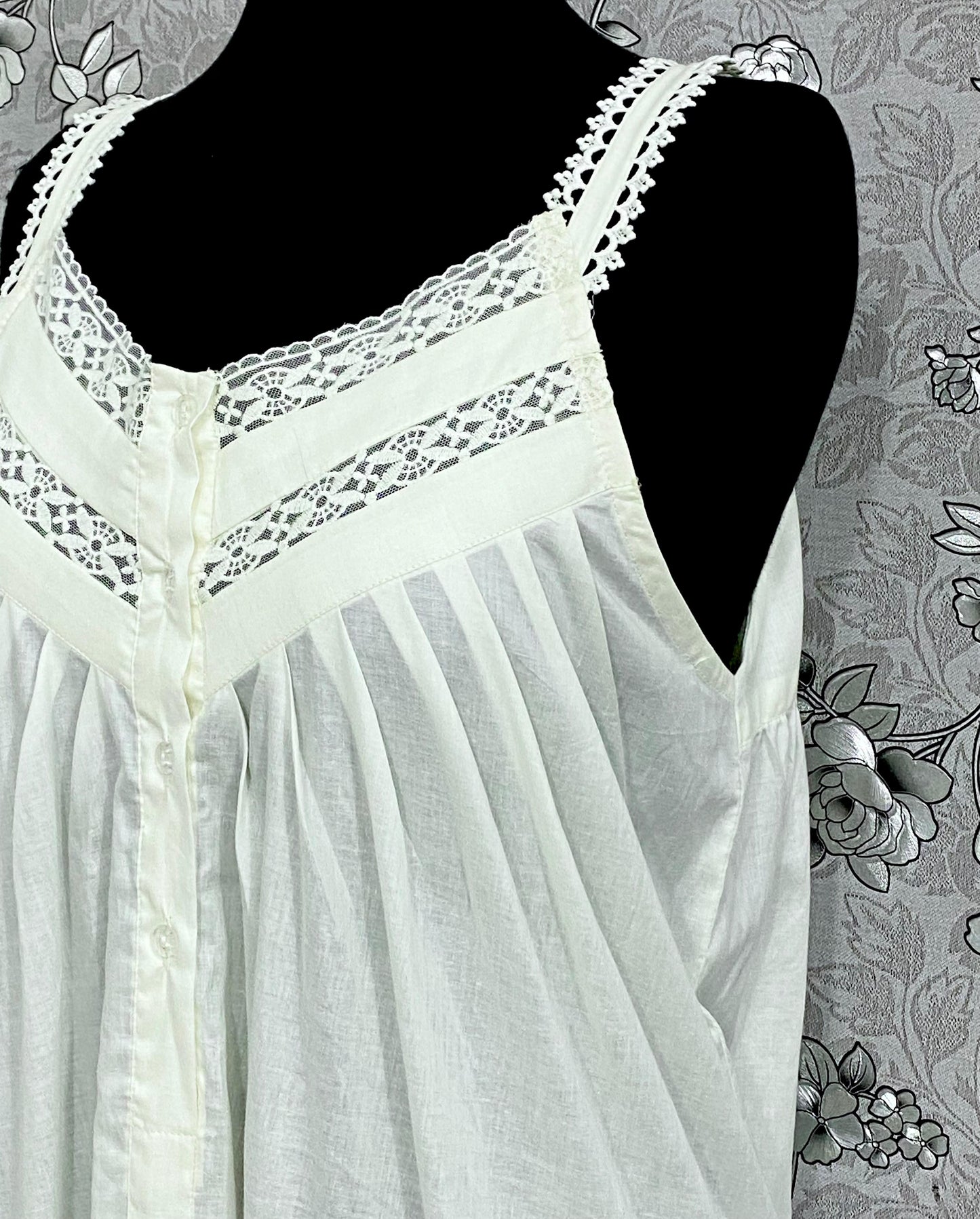 SoieRose SR-1179 – 100% Cotton Victorian Nightgown with Lace Trim