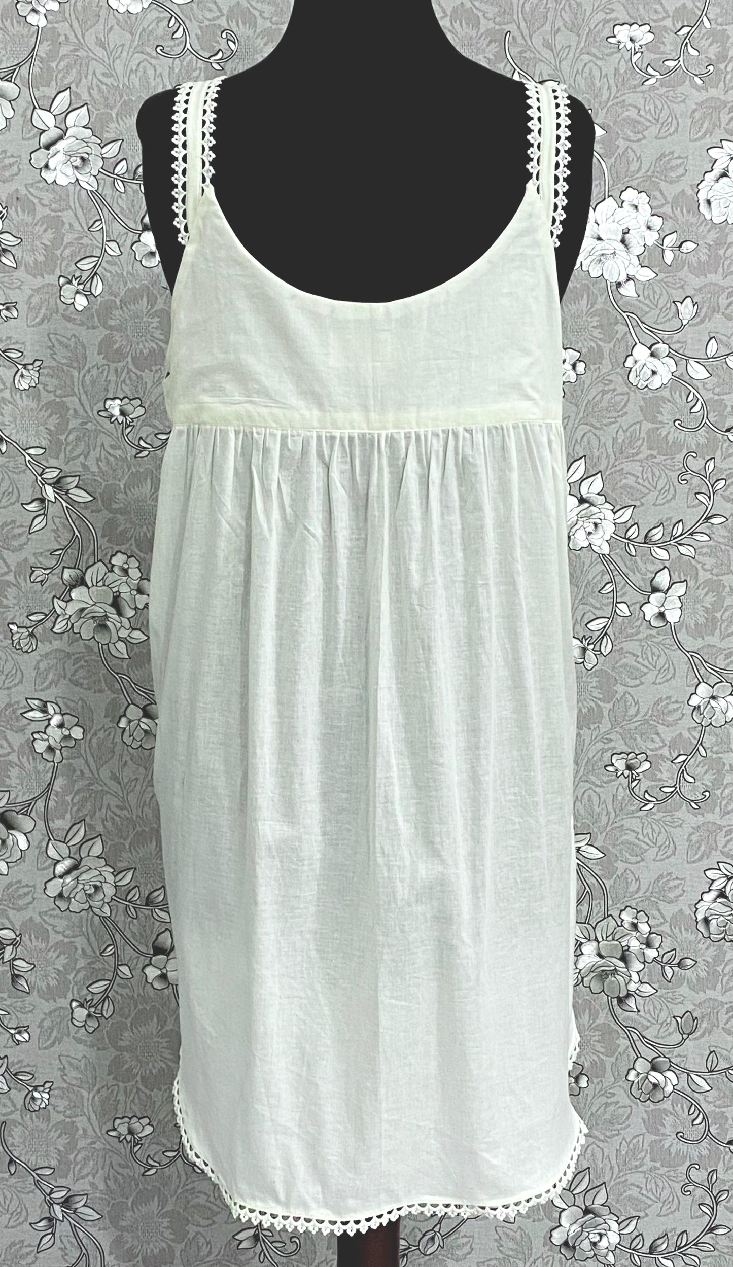 SoieRose SR-1179 – 100% Cotton Victorian Nightgown with Lace Trim