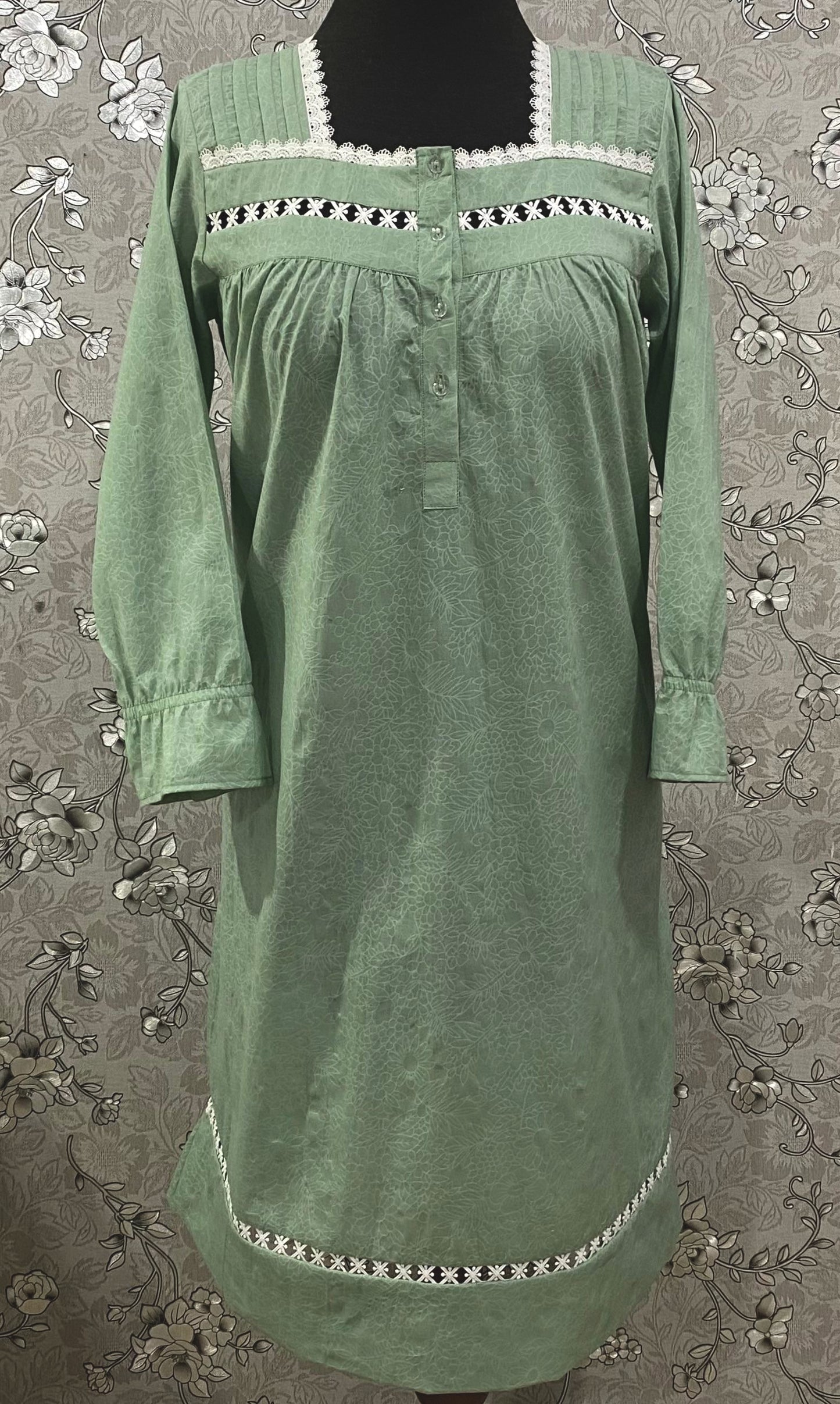 SoieRose SR-1201 Victorian Cotton Nightgown – Sage Green with Lace Accents