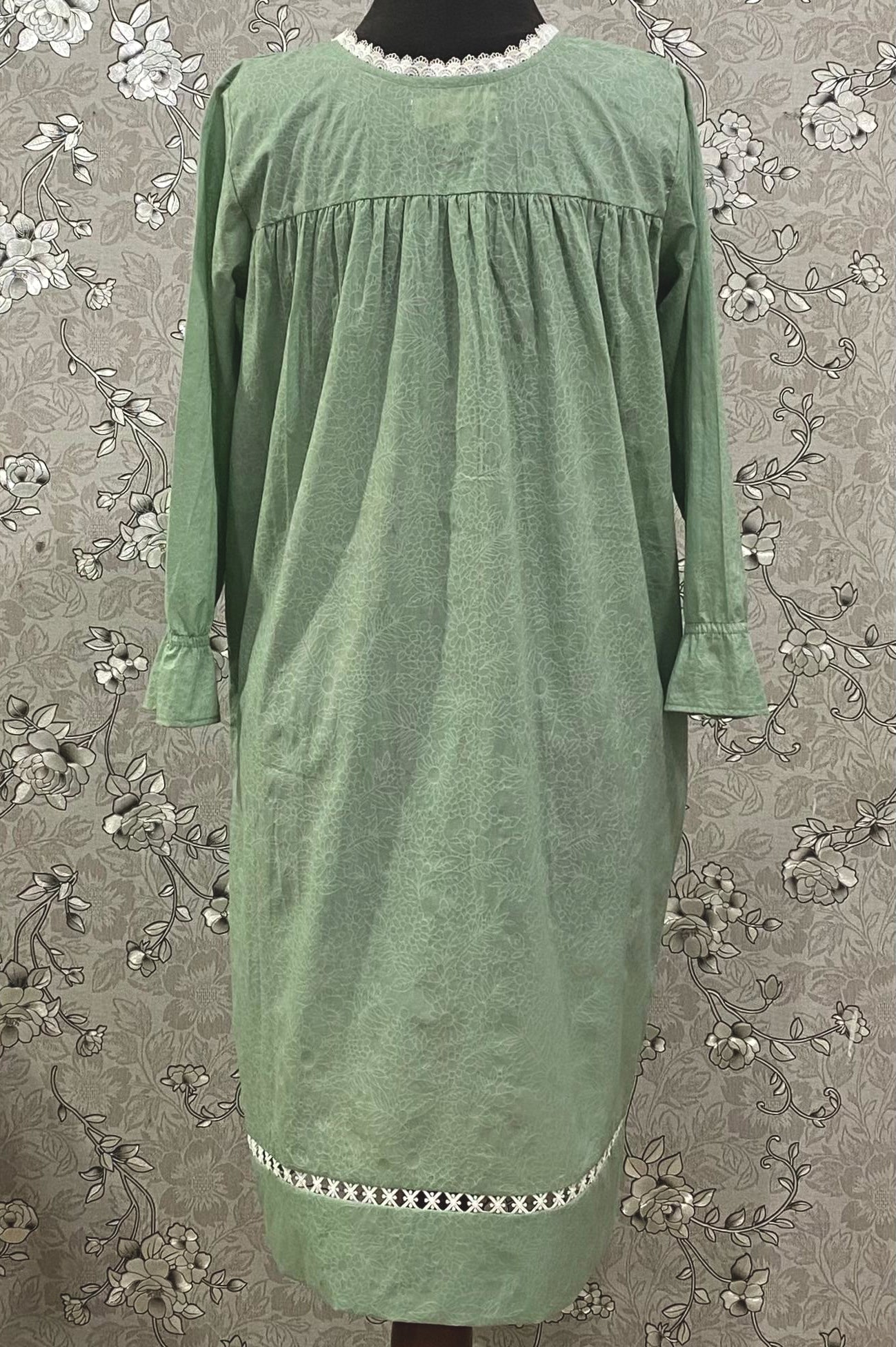 SoieRose SR-1201 Victorian Cotton Nightgown – Sage Green with Lace Accents