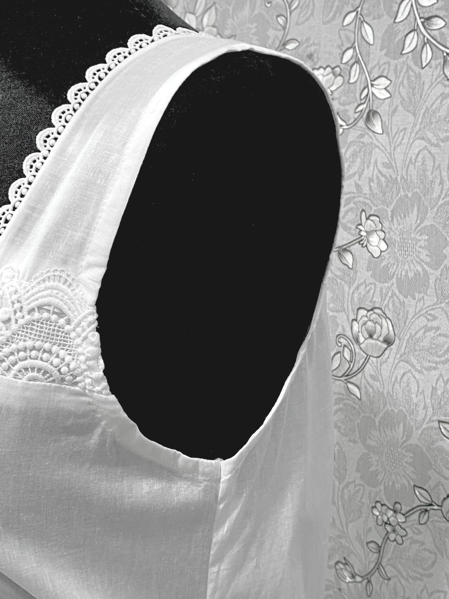 SoieRose Victorian 100% Cotton Sleeveless Nightgown with Lace Bodice – SR-1228