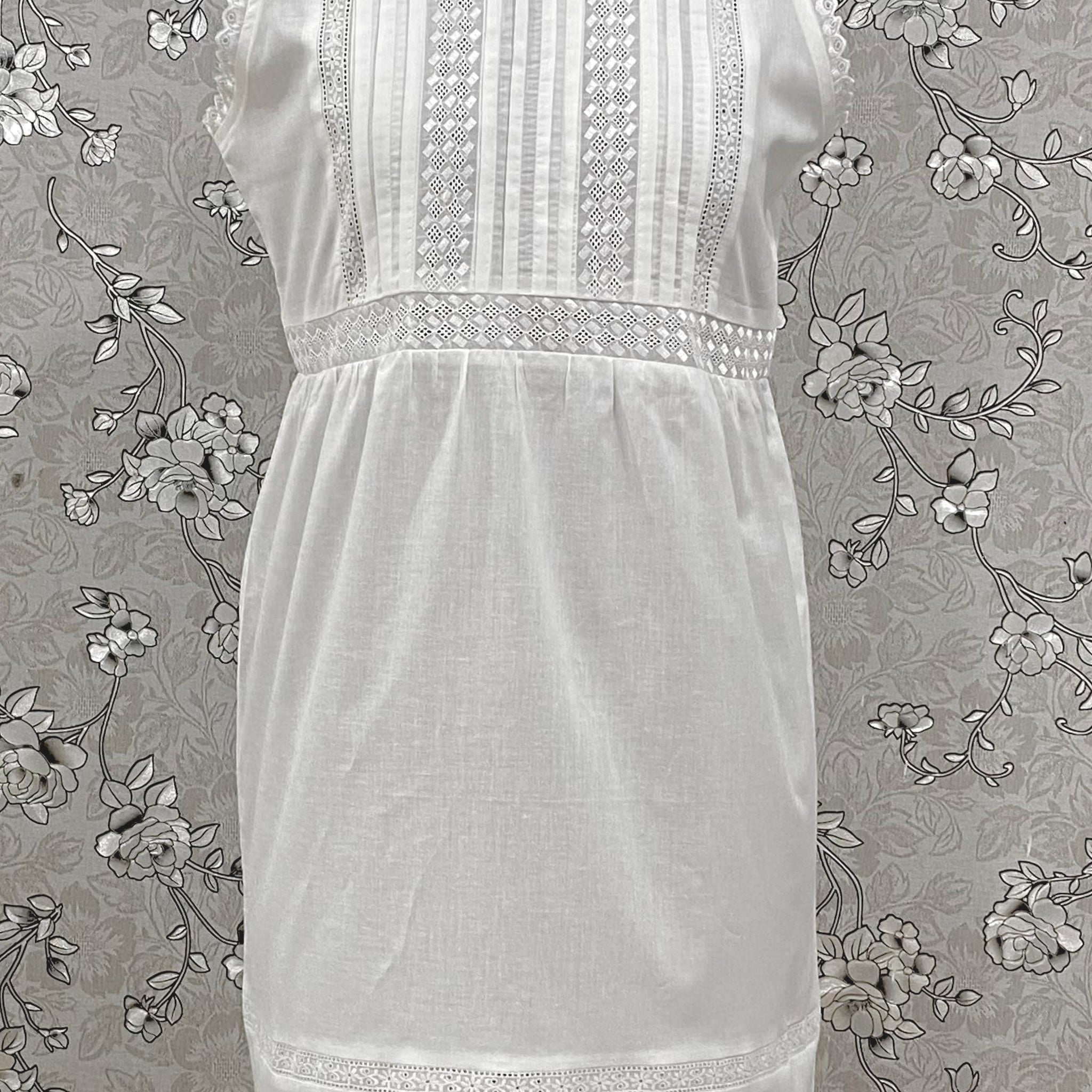 SoieRose White Victorian Cotton Nightgown – SR-1190 – Sleeveless Vintage Sleepwear with Lace Trim
