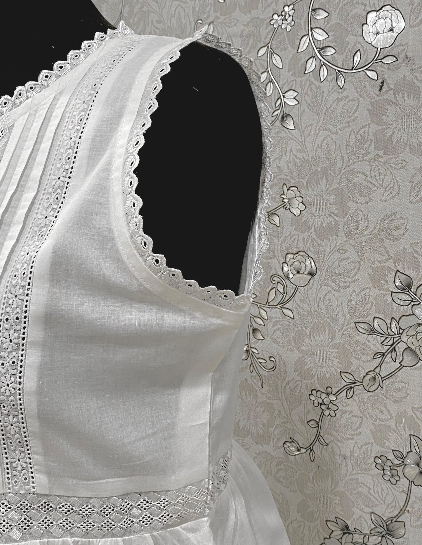 SoieRose White Victorian Cotton Nightgown – SR-1190 – Sleeveless Vintage Sleepwear with Lace Trim
