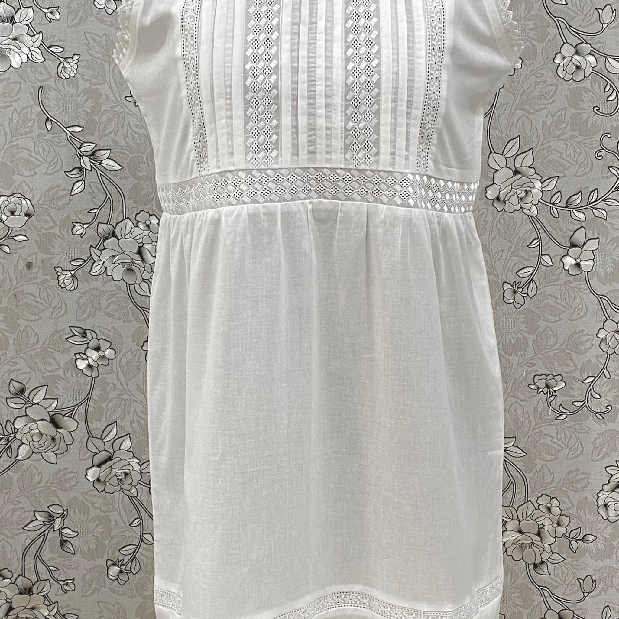 SoieRose White Victorian Cotton Nightgown – SR-1190 – Sleeveless Vintage Sleepwear with Lace Trim
