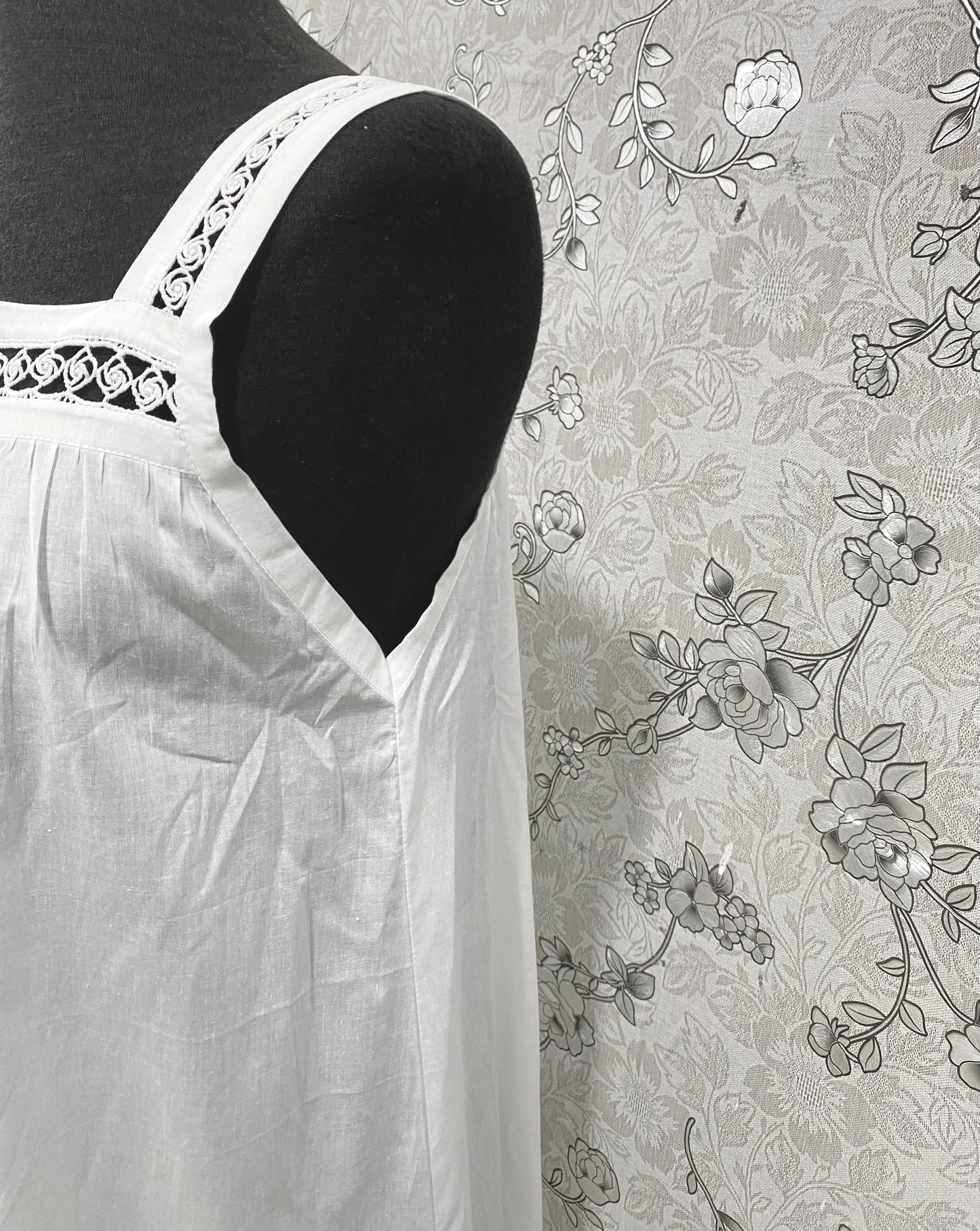 SoieRose White Victorian Cotton Nightgown – SR-1193 – Sleeveless Vintage Nightdress with Lace Straps