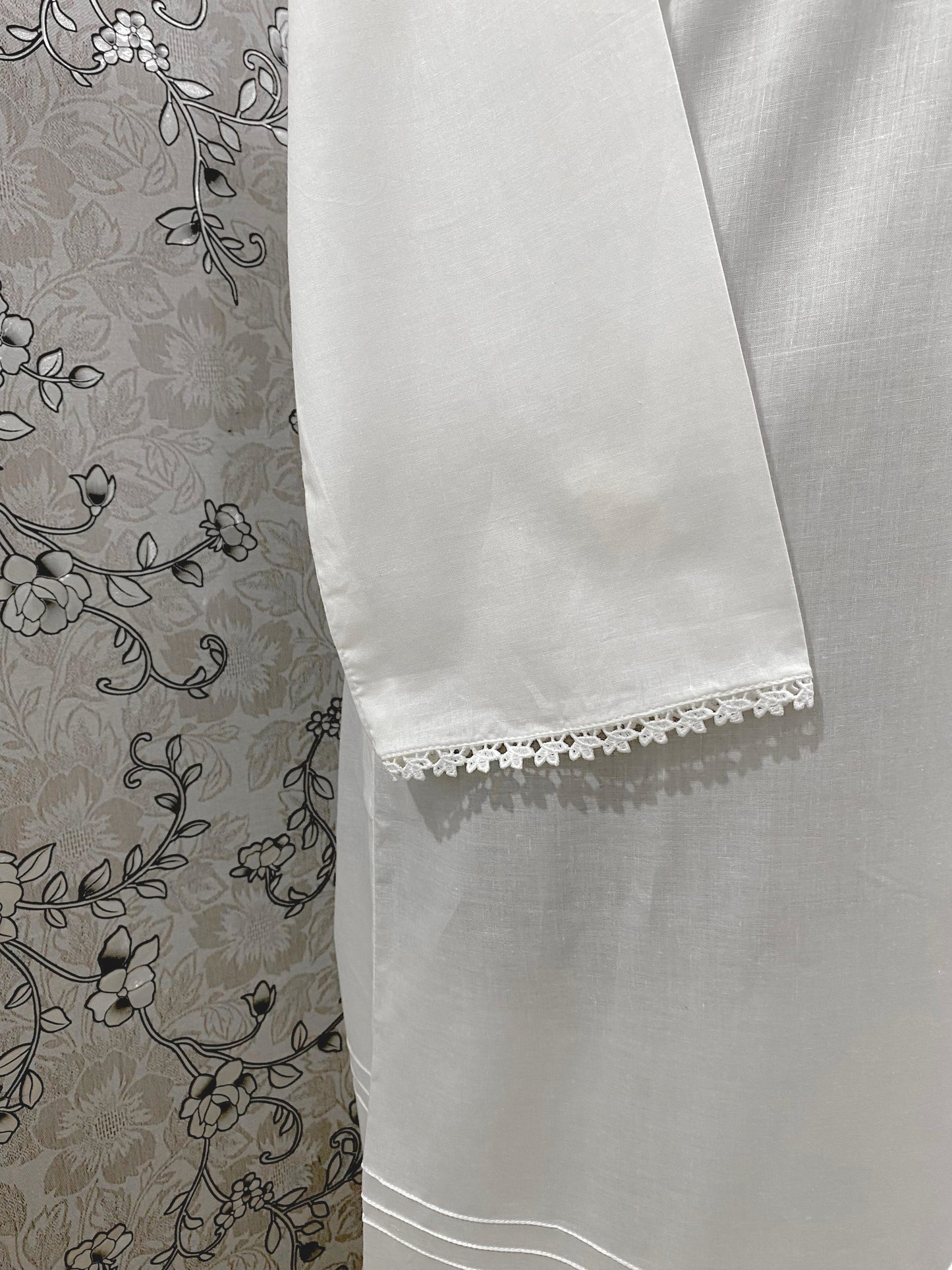 SoieRose White Victorian Cotton Nightgown – SR-1194 – Long Sleeve Nightdress with Floral Lace Yoke