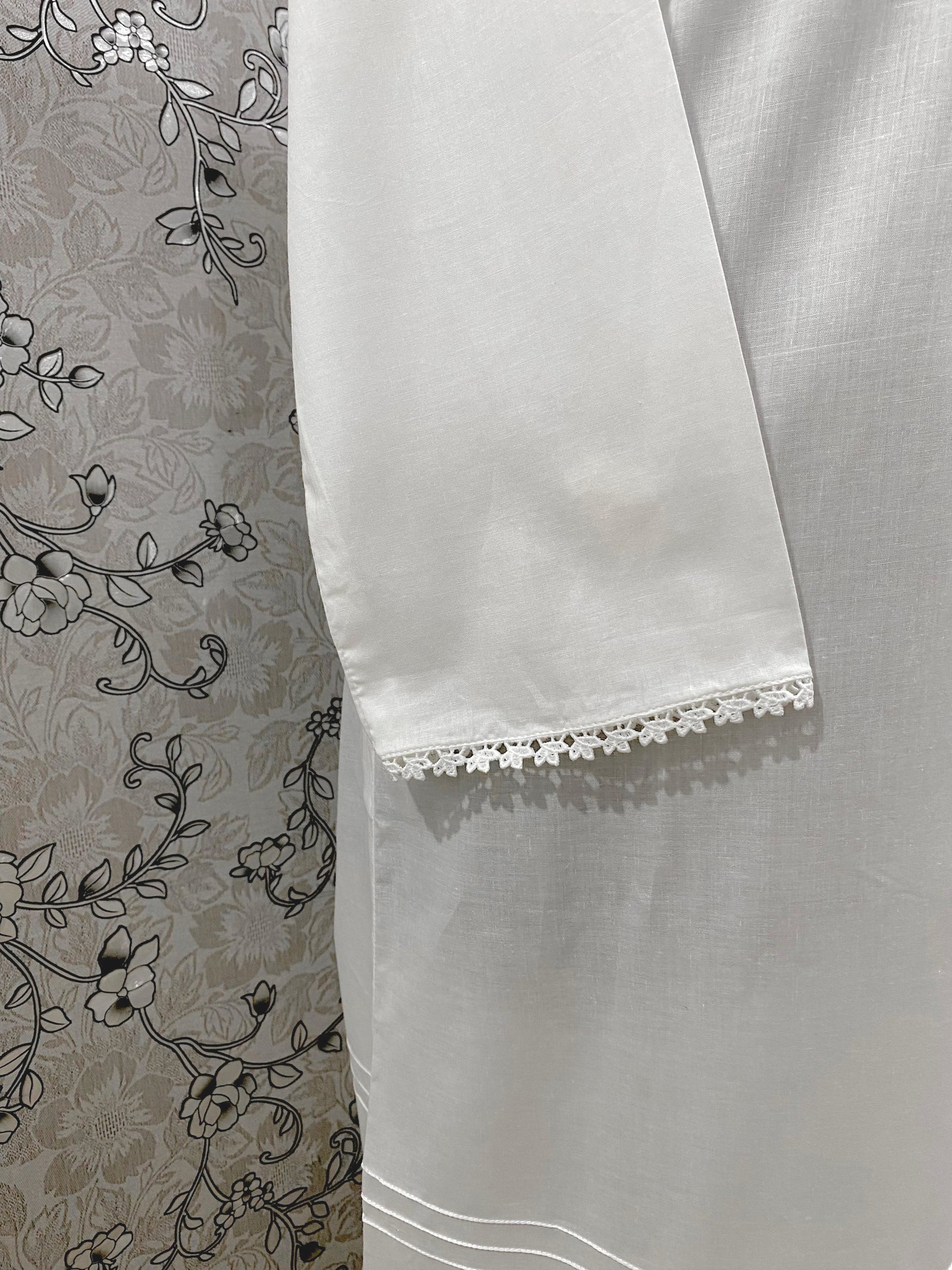SoieRose White Victorian Cotton Nightgown – SR-1194 – Long Sleeve Nightdress with Floral Lace Yoke