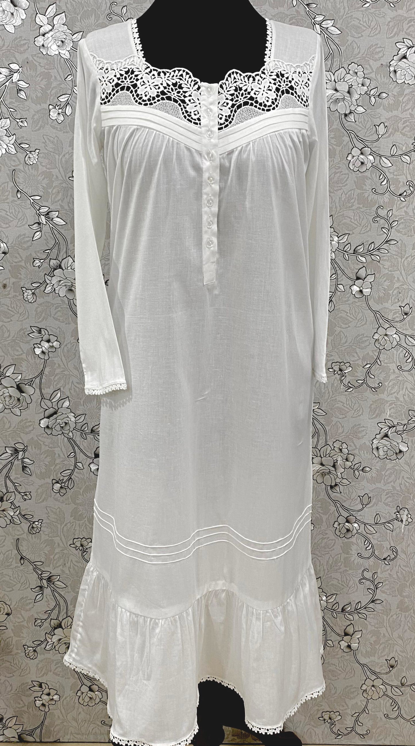 SoieRose White Victorian Cotton Nightgown – SR-1194 – Long Sleeve Nightdress with Floral Lace Yoke
