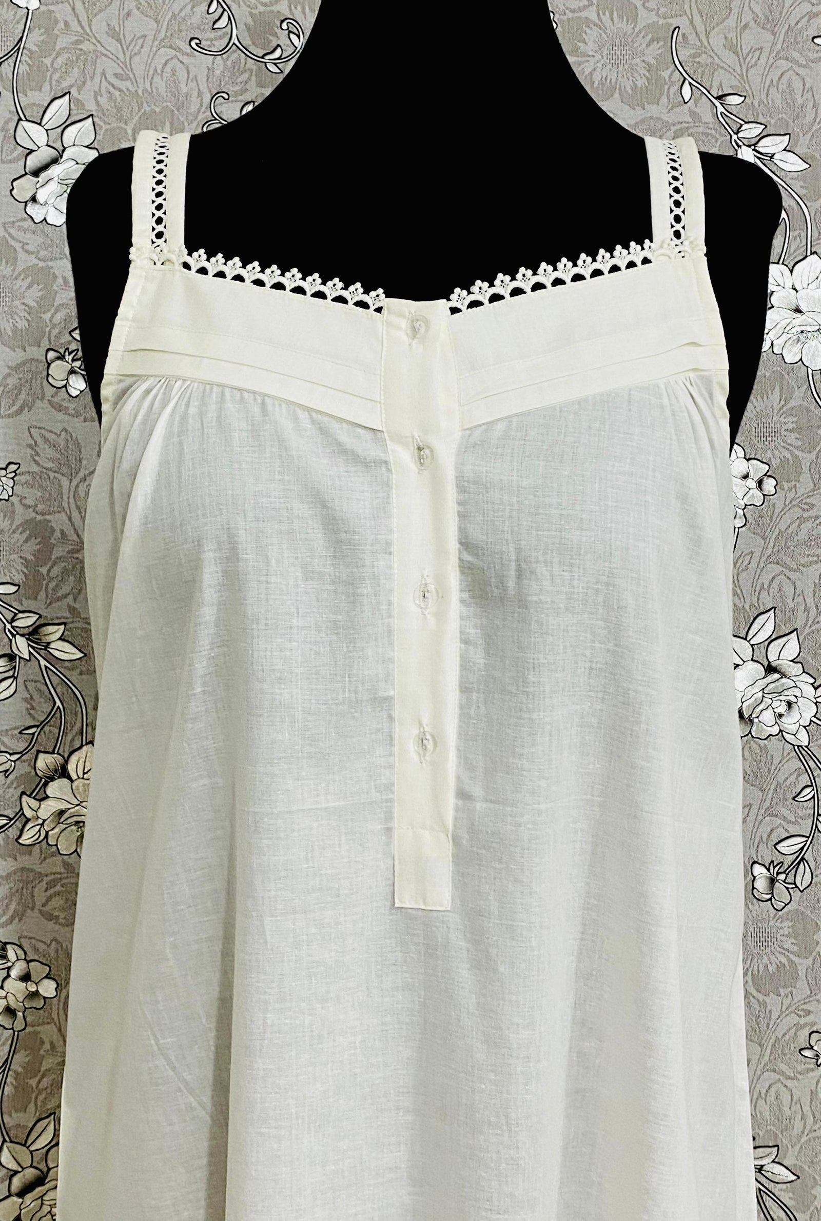 SoieRose SR-1180 – Victorian Sleeveless 100% Cotton Nightgown