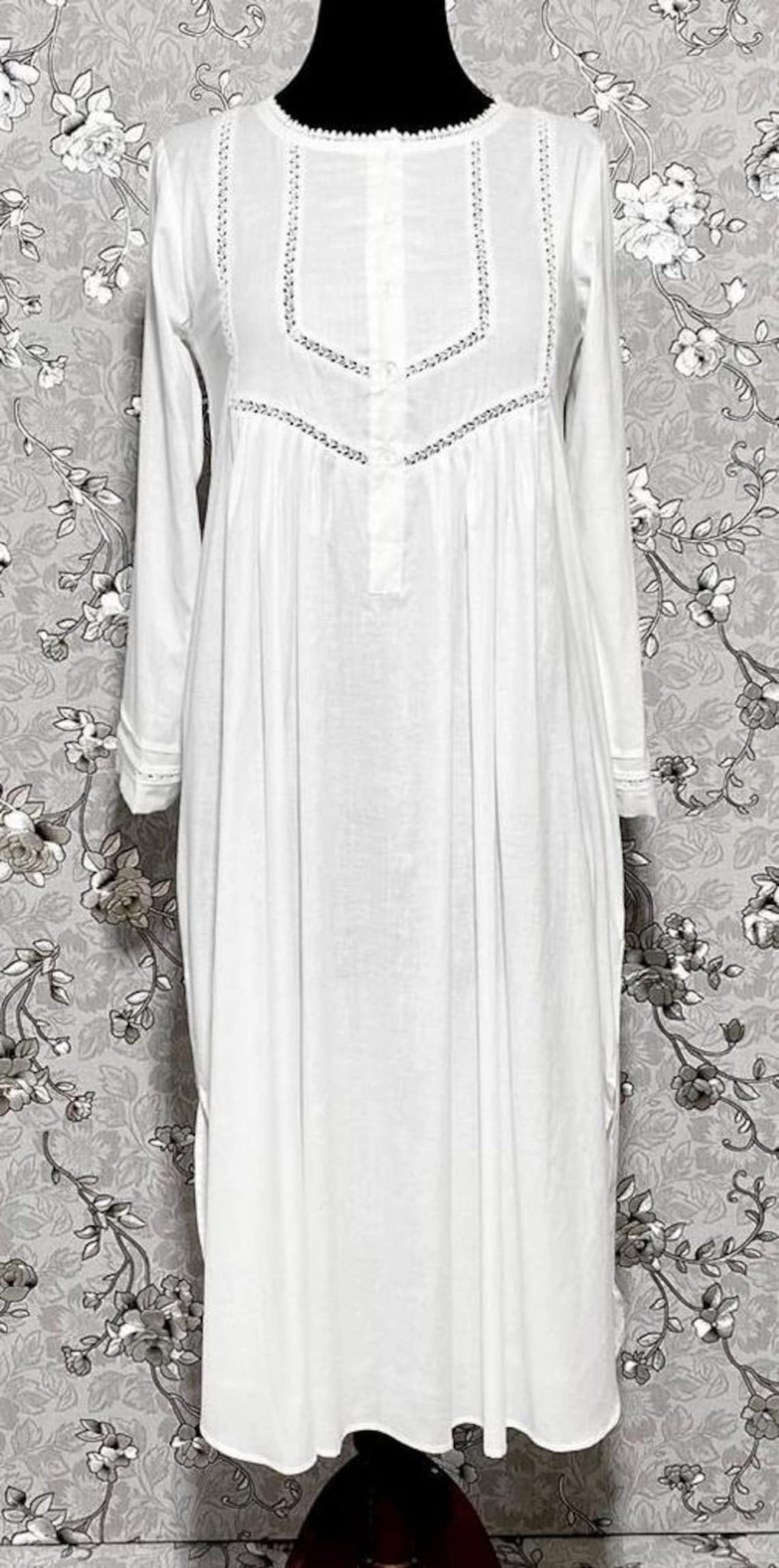 Victorian Elegance Sleeveless Nightgown with Lace Trim by SoieRose - SR1025