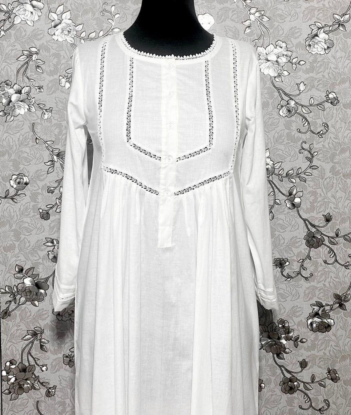 Victorian Elegance Sleeveless Nightgown with Lace Trim by SoieRose - SR1025